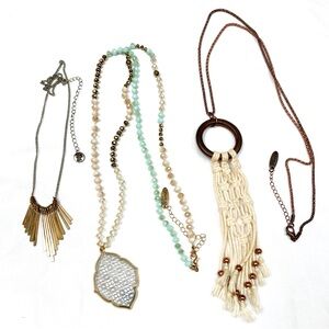Plunder LOT of 3 Necklaces